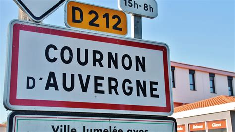 Escort Cournon